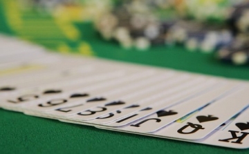 Legyőzhetetlen pókerprogramot fejlesztettek kanadai kutatók