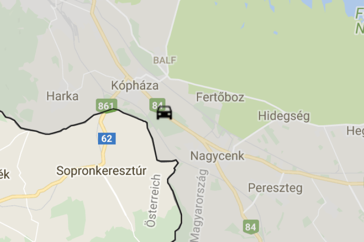 Közlekedési baleset Nagycenk és Kópháza között - A 112-es kilométernél félpályán halad a forgalom.