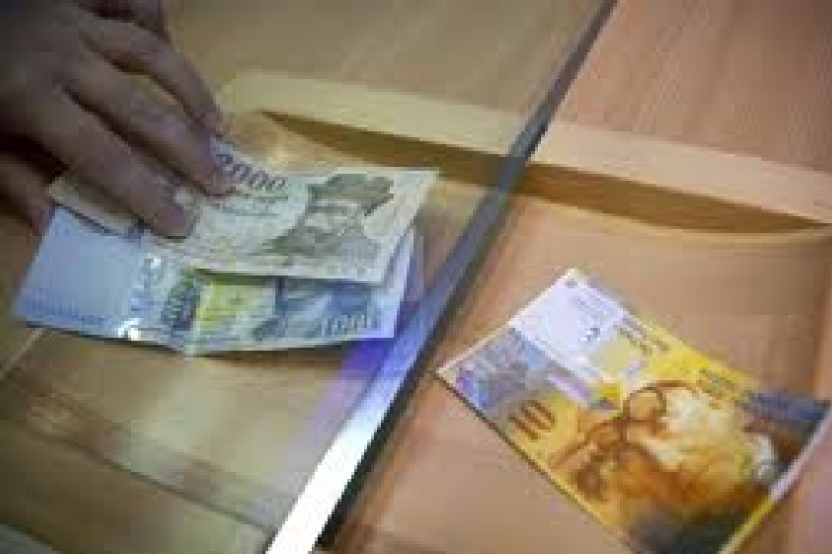 Megoldható a devizaadós-probléma a szakértők szerint 