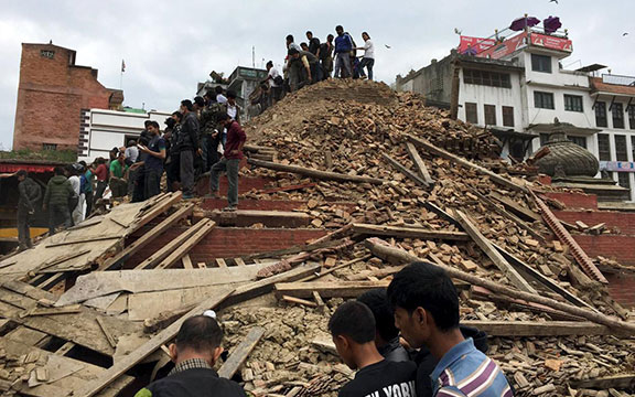 Nepáli földrengés - Magyar szervezetek is próbálnak segíteni