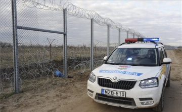Több mint kétszáz határsértőt tartóztattak fel a hétvégén