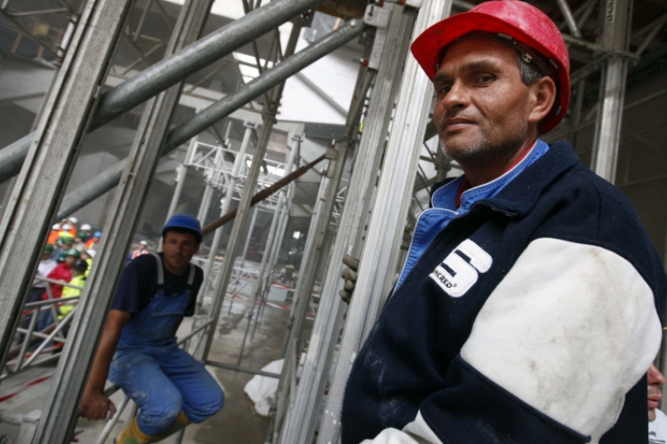 Nem mozdul a gödörből a foglalkoztatottság