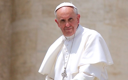 Ferenc pápa: gyarmatosítás helyett evangelizációra van szüksége a világnak