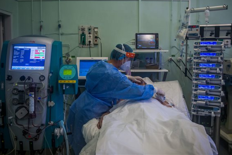 Meghalt négy beteg, 130 új fertőzöttet találtak Magyarországon