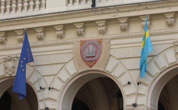 Székely zászló a Soproni Városházán is