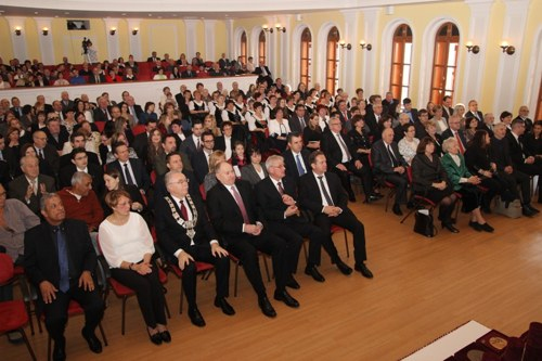 Ünnepség a soproni hűség napján - Átadták a városi díjakat, érmeket, kitüntetéseket