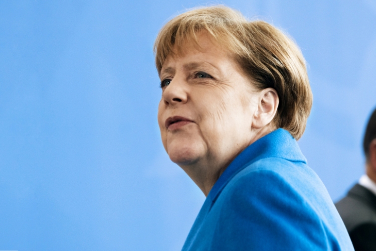 Angela Merkel: helyes, hogy Magyarország védi a schengeni külső határát