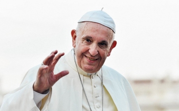 Ferenc pápa egyik közeli munkatársa is megfertőződött a koronavírussal
