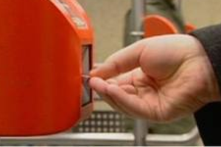 Tavasszal jönnek az e-jegy-automaták