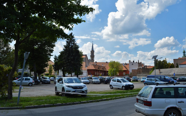 Ha jövő hét elején parkolót keresne a belvárosban, ne tegye!