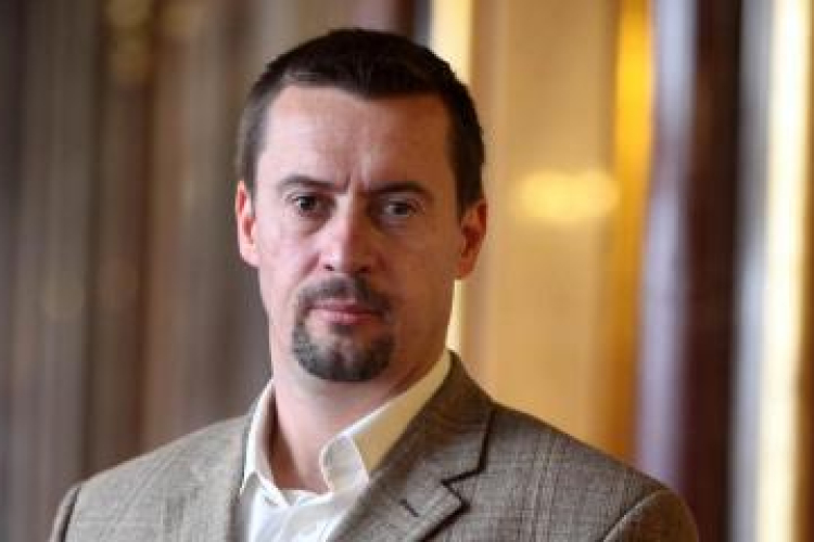 A Jobbik baloldali ellenzéki képviselőket szólított fel lemondásra