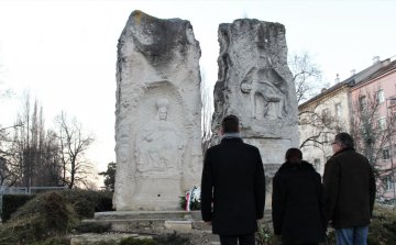 Az 1944-es soproni bombatámadások áldozataira emlékeztek