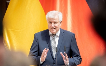 Német belügyminiszter: az eddiginél is nagyobb menekülthullám érheti el az EU-t