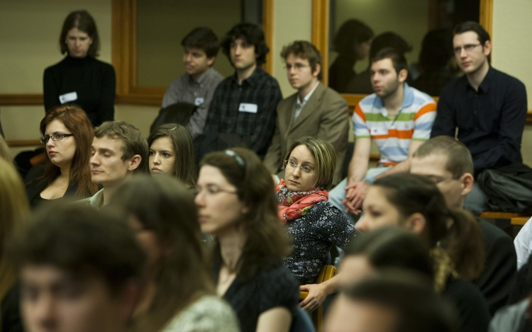 Új foglalkoztatási program indul fiataloknak