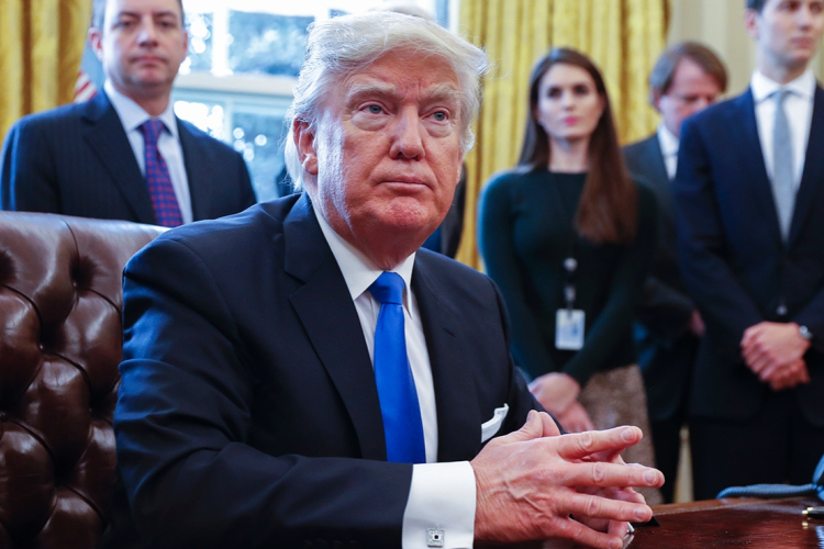 Egyes amerikai gócpontokban csökkenőben az új koronavírus-fertőzések száma
