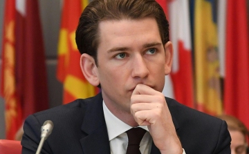 Bekeményítene az osztrák külügyi és integrációs miniszter