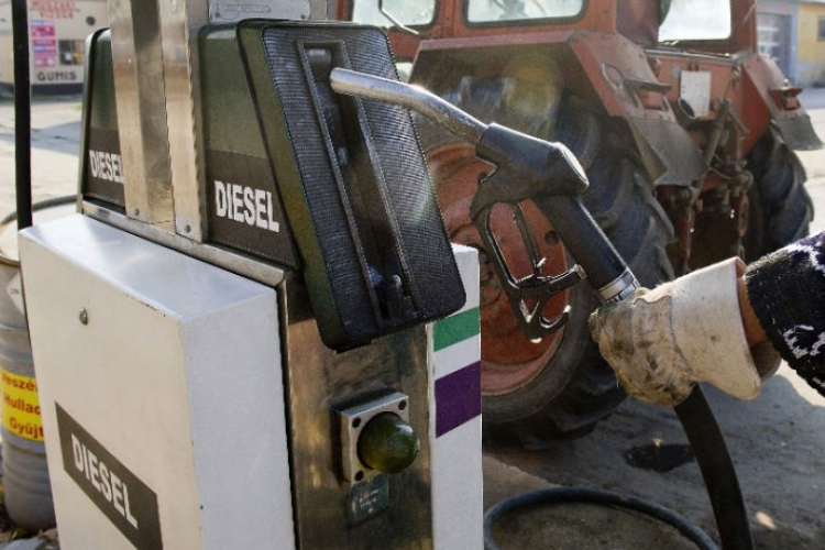 A NAV közzétette a májusban elszámolható üzemanyagárakat