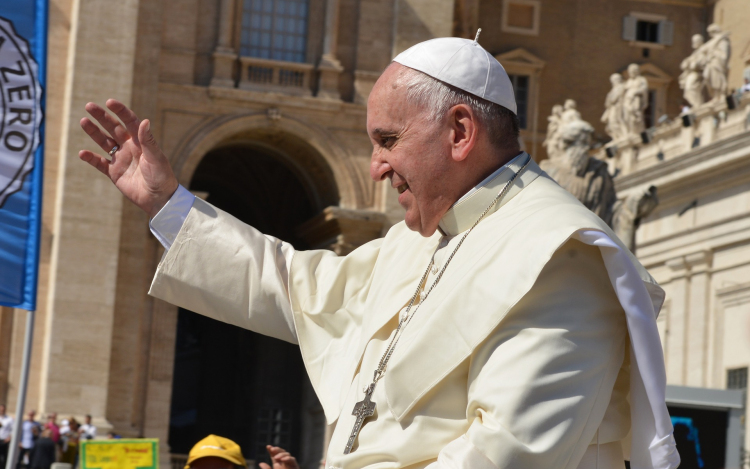 Ferenc pápa békét kért advent utolsó vasárnapján