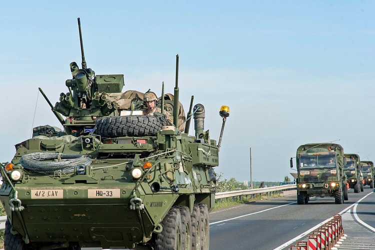 Mégsem halad át katonai konvoj Magyarországon