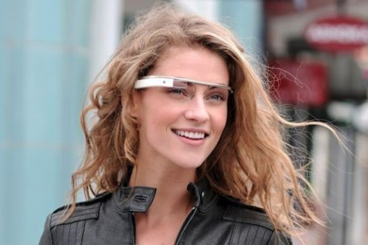 A Google Glass átírja a keresési szokásainkat
