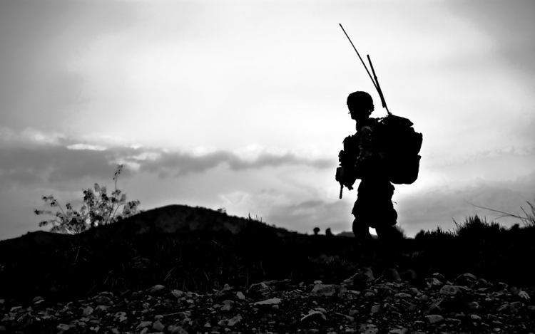 Amerika elkezdi katonái kivonását Afganisztánból is