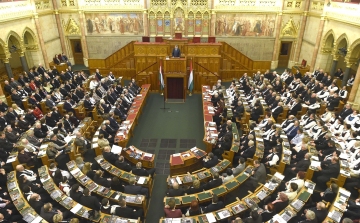 A 2019-es költségvetés elfogadásával zárja nyári munkáját a parlament