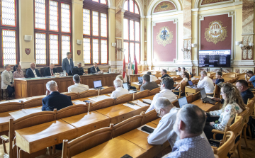 A Balfi út és a Kisvárkerület felújítását is tárgyalta a közgyűlés