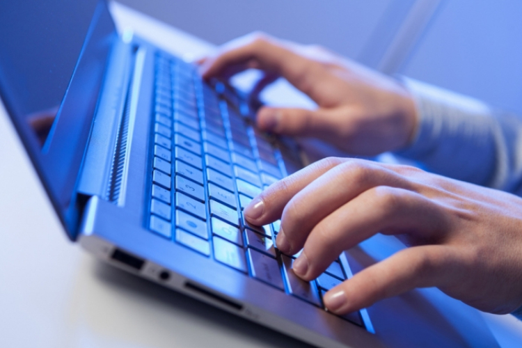 Ingyenwifit hozna Európába Zuckerberg