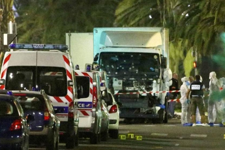 Még nem tisztázódtak a nizzai terrortámadás elkövetőjének terrorkapcsolatai 