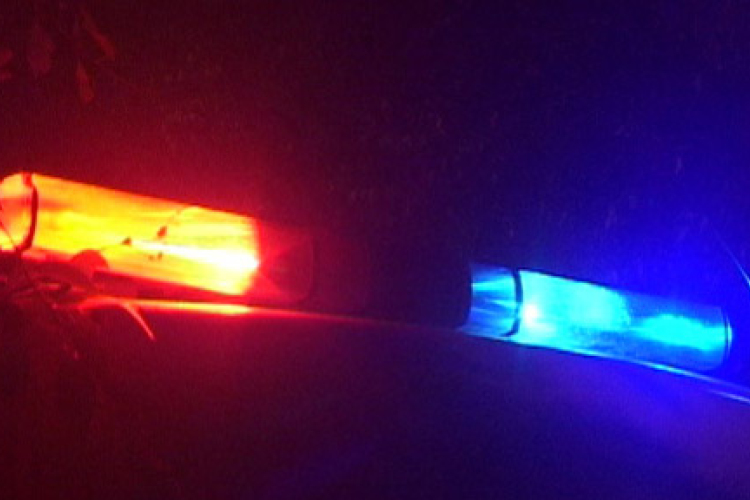 Árokba borult egy kamion a 8-ason