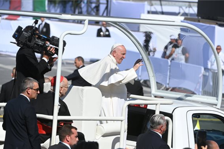 Ferenc pápa Európa szívébe tett látogatásnak nevezte budapesti útját