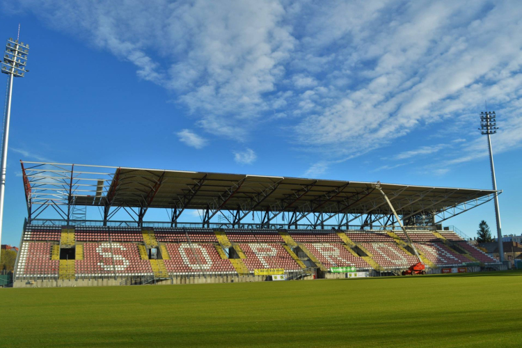 Időben véget érhet a stadion felújítása