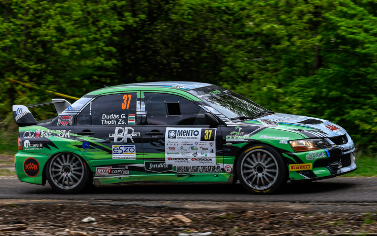 Rally: Parádés győzelem