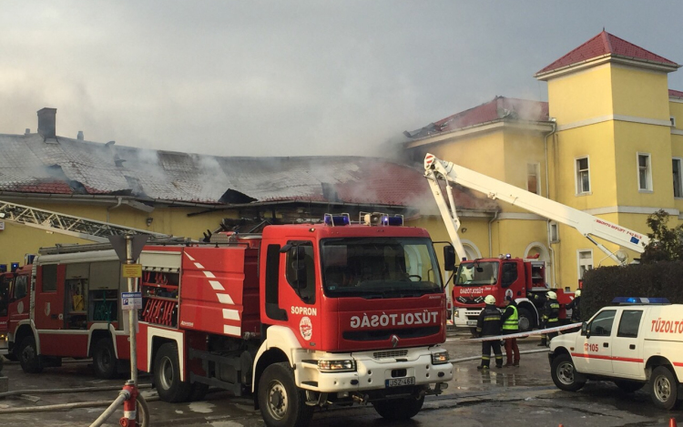 Lángokban Sopron legendás szórakozóhelye!