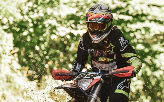 Hertlik Donoven: újabb dobogó és összetett második hely – az enduro premier évében
