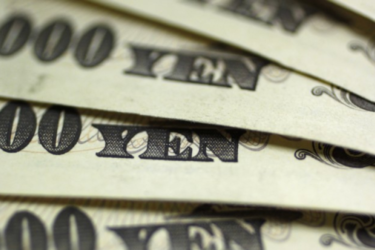 Többet fizetnek az árfolyamgáttal a jenhitelesek 