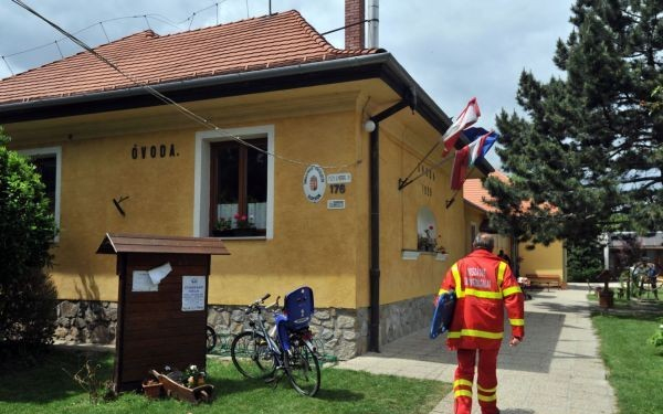 Gyerekekre dőlt a fal az óvodában