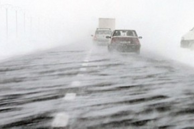 Havazás - Hó, havas eső esik a nyugati megyékben, a közútkezelő fokozott óvatosságot kér