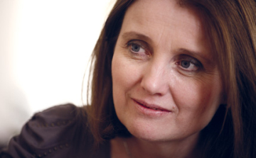 Esztergom polgármestere újra megvétózta a Parlament elé szánt szobor államnak való átadását