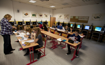 Jövő héten kezdődik a tanítás
