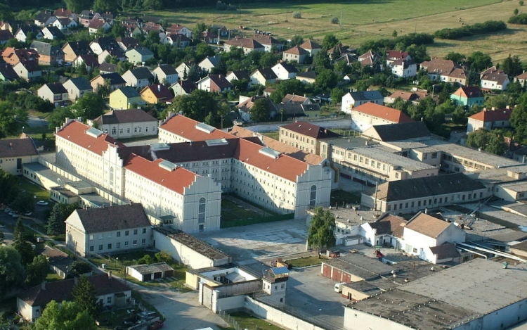 Öngyilkosság a sopronkőhidai börtönben