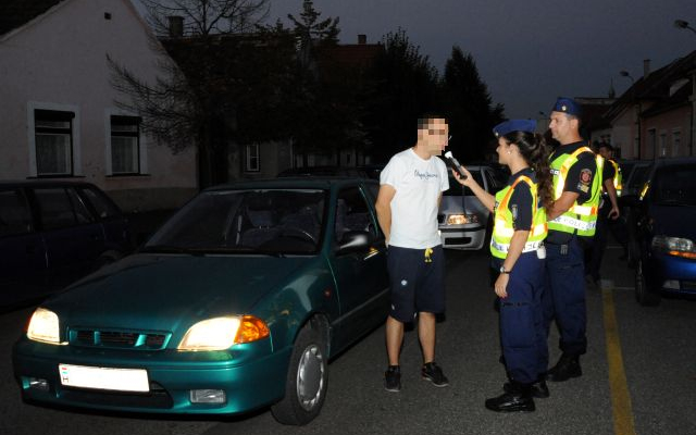 Közlekedésbiztonsági ellenőrzés Sopronban