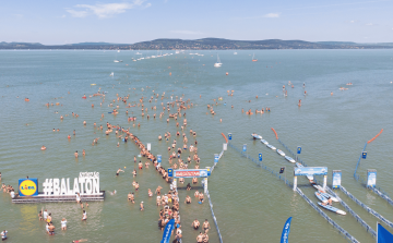 Szombaton megrendezik a Balaton-átúszást