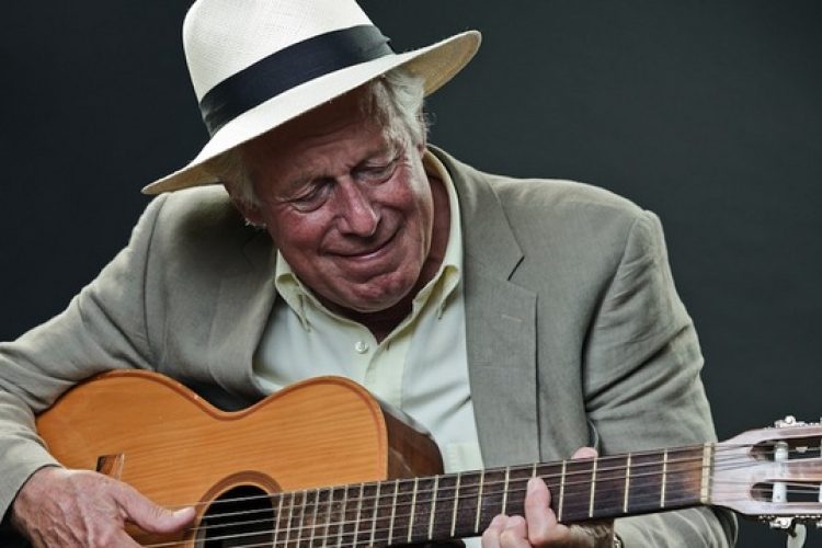 A hangszeres zenélés jót tesz az idős kori egészségnek