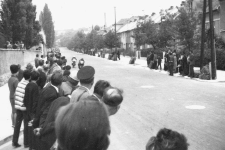 Kitalálod melyik Forma-1 világbajnok nyert Sopron Grand Prix-t ?