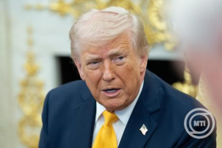 Trump: Visszabombázzuk Iránt a kőkorszakba