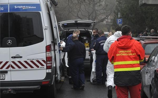 Lelőtte egy rendőrnő a járőrtársa életére törő férfit Újpesten