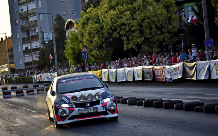 Rally: Tanulni megyünk Egerbe