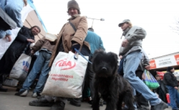 Tiltott város lesz Budapest a hajléktalanok számára?