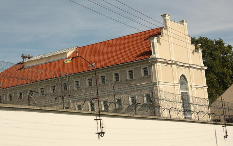 Milliós kártérítést ítéltek a a sopronkőhidai fegyházban elszenvedett bánásmód miatt